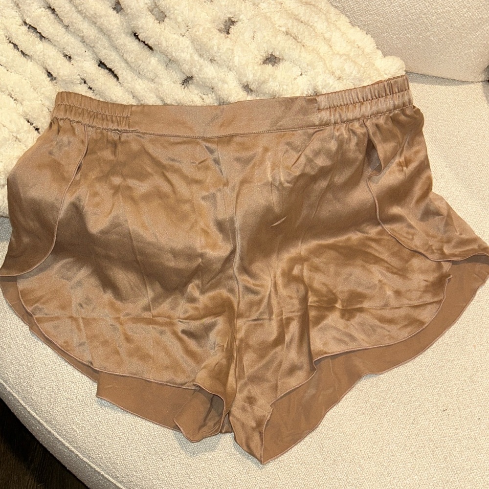 Lunya Good In Bed Silk Lounge Sleep Shorts Elastic Waist Comfy Casual blush pink